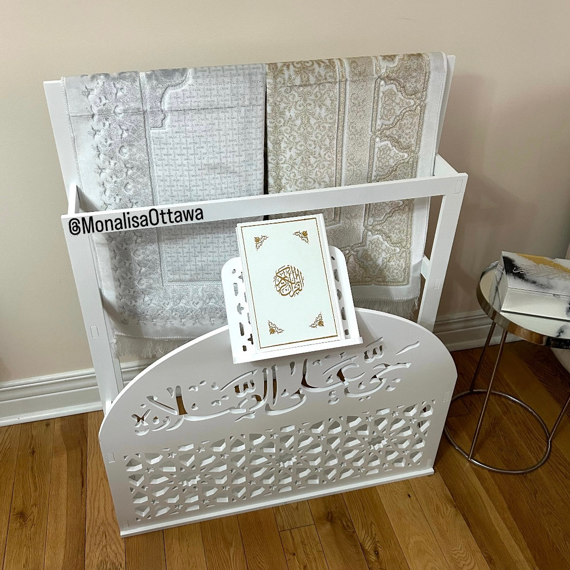 Prayer Rug Stand