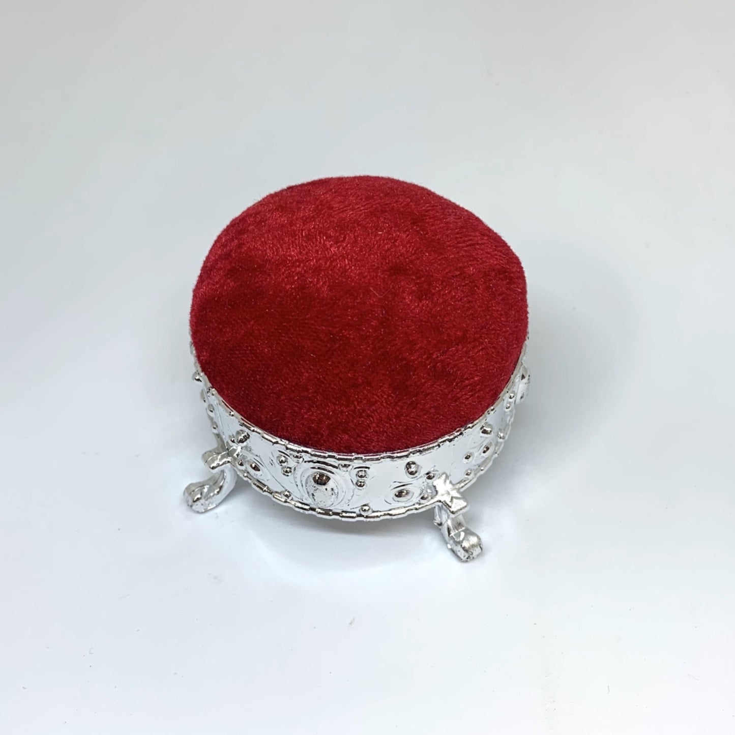 Pin cushion
