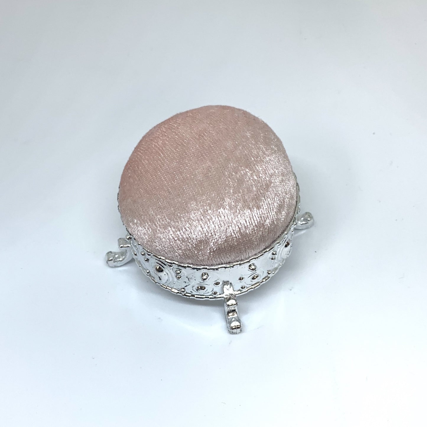 Pin cushion
